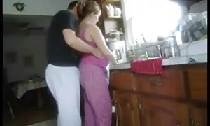 Ai Shirosakia uživa u stimulaciji prednje full film anal strane porno video