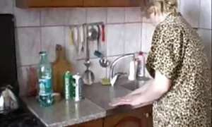 Hahal je dogovorio analnu seansu analsexfilm za plavušu porno video