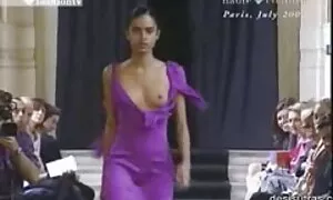 Uzbudio je momka i pustio anal movie je da pukne porno video