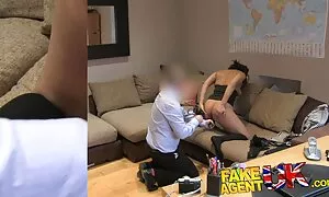 Blond je upoznala iskusnog i romantičnog mature movie anal ljubavnika porno video