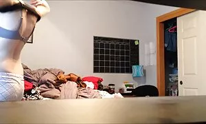 Novinarka je došla da napiše reportažu lolo ferrari anal o djevojačkom fakultetu porno video