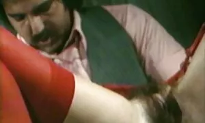 Goldie Locc miluje full anal film čeljust vilicom porno video